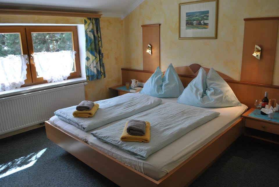 BBQ facilities, Children play ground, Garden, Garden, Horse-riding, Minigolf, Skiing, Bathroom, Hiking, Cycling, Bedroom