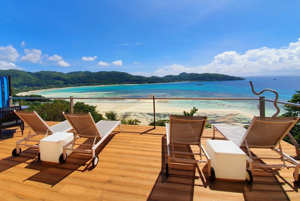 Patio, Sea view, sunbed