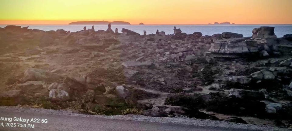 Nearby landmark, Natural landscape, Landmark view, Sea view