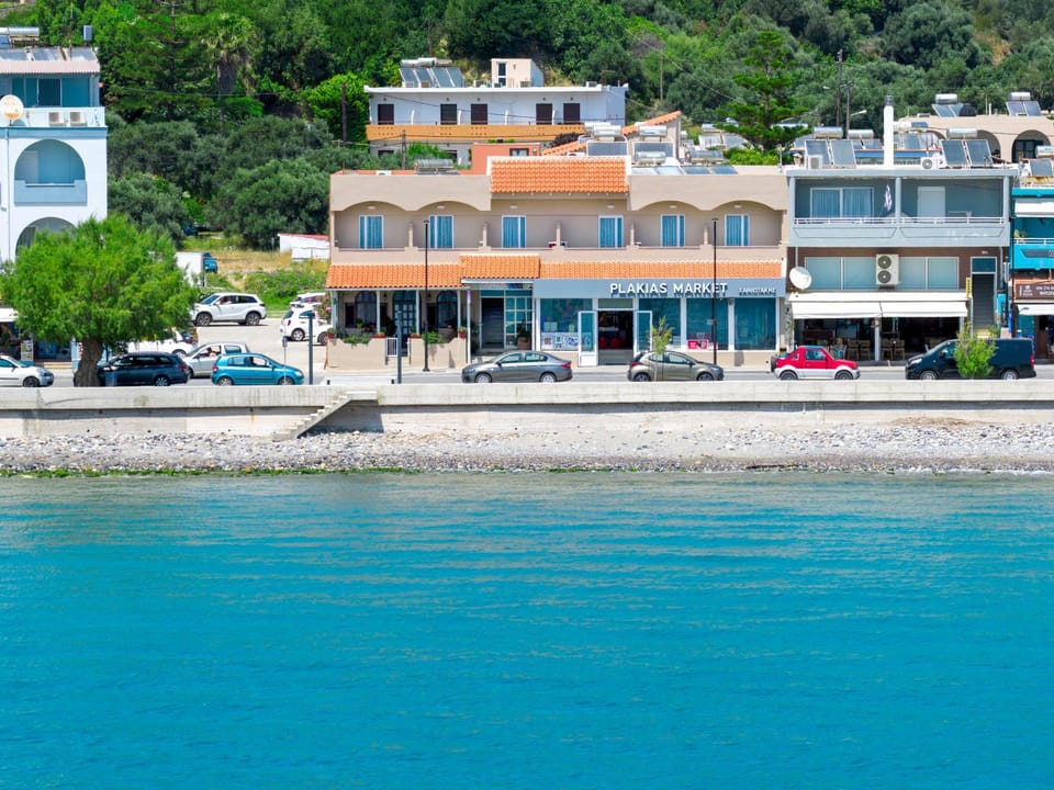 Neighbourhood, Location