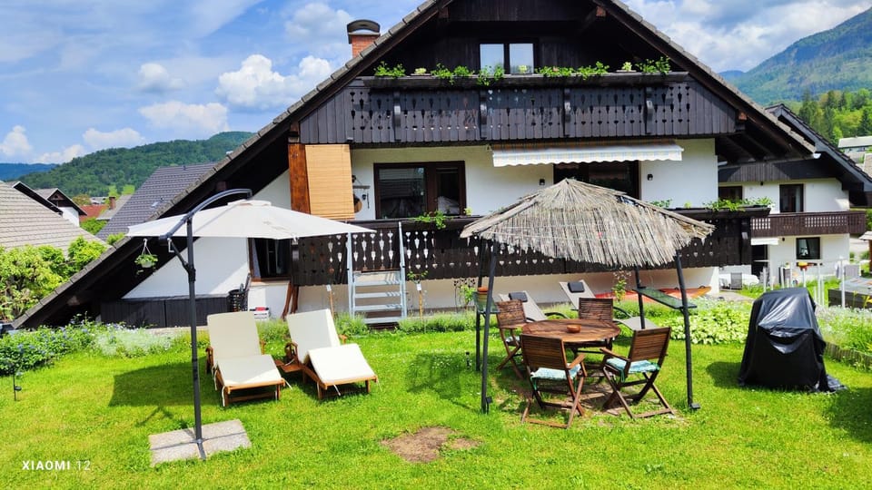 Snežak (Snowman) Apartment in Slovenia