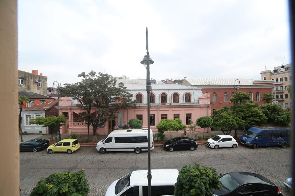 City view, Street view