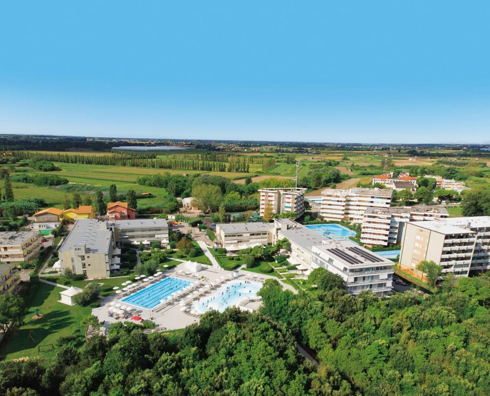 Bird's eye view, View (from property/room)