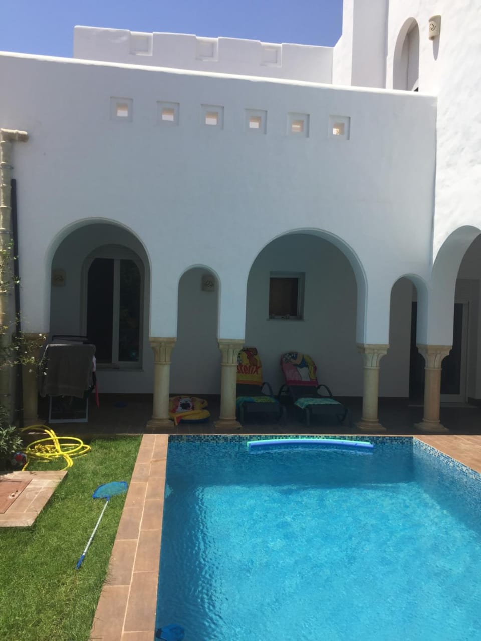 Swimming pool