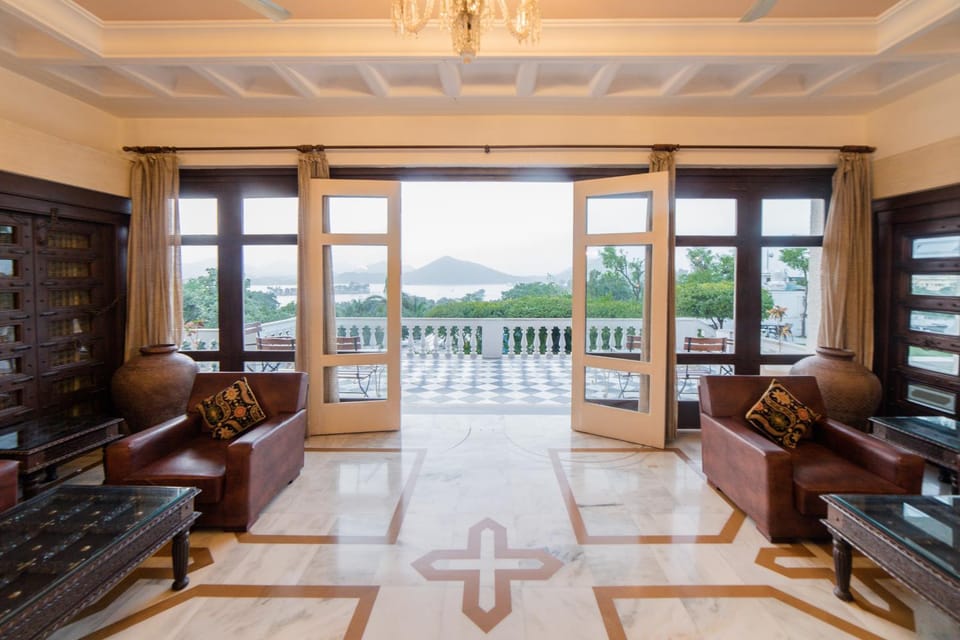 Patio, Lobby or reception, Lake view, Mountain view