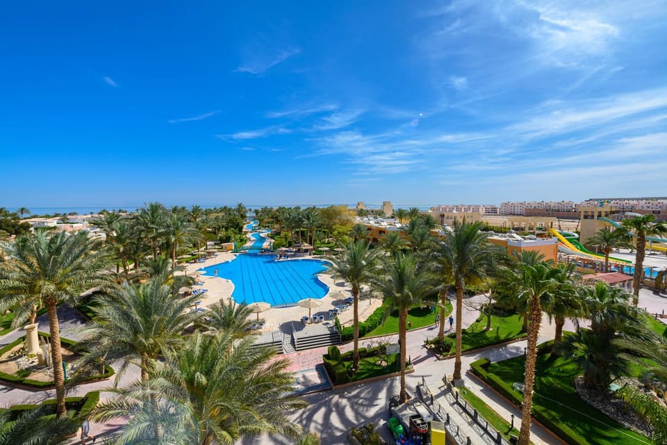 View (from property/room), Pool view