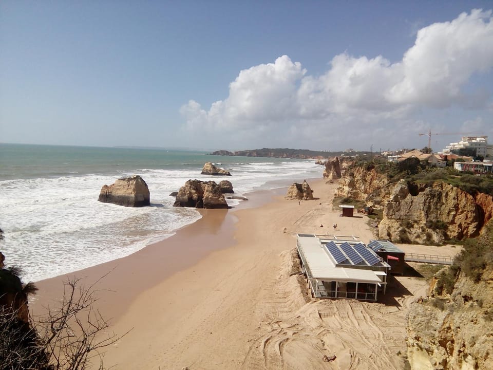 Restaurant/places to eat, Beach, Sea view