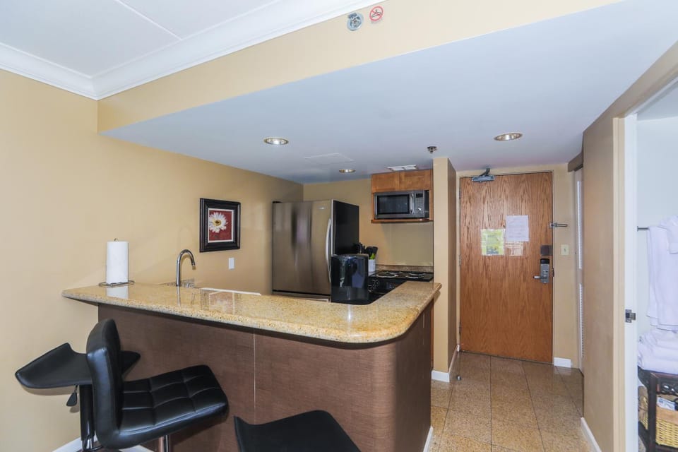 Ilikai Tower 420 House in Honolulu