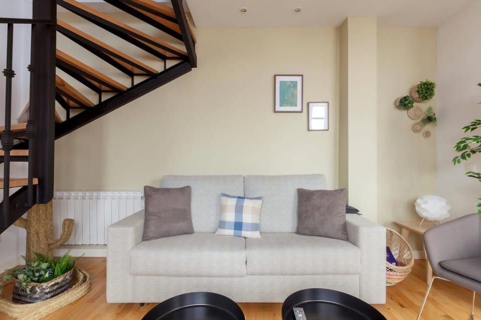 Bed, Living room, Dining area