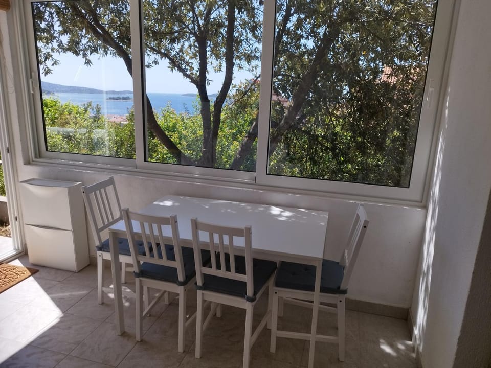 Summer cottage with breathtaking view House in Šibenik-Knin County, Croatia