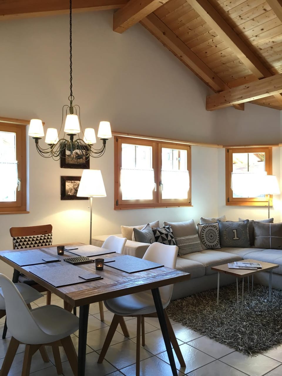 Living room, Dining area