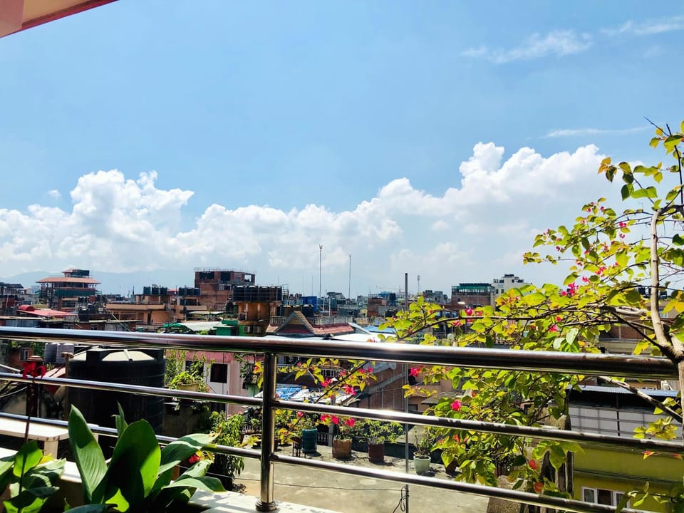 Balcony/Terrace, City view