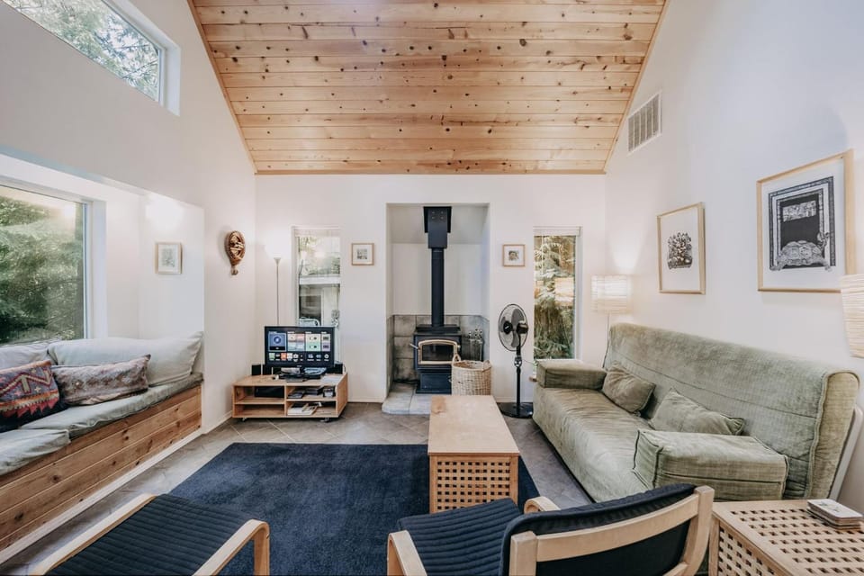 Living room, Decorative detail