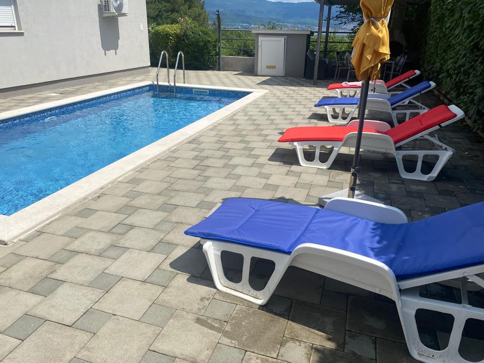 Apartments Ibis Apartment in Primorje-Gorski Kotar County
