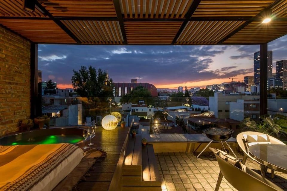 Living room, Pets, Sunrise, VIP