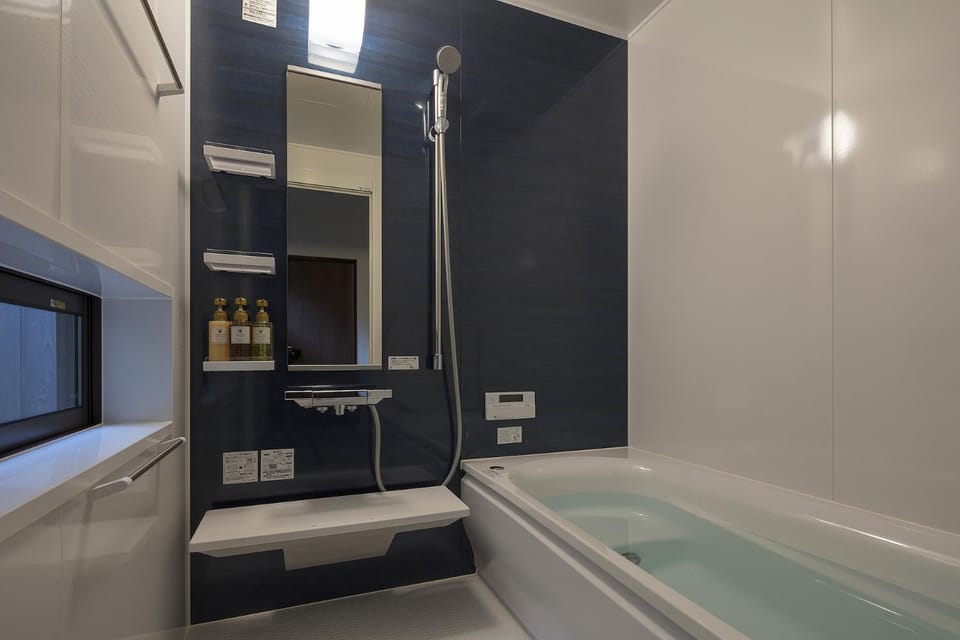 Bathroom, Bath