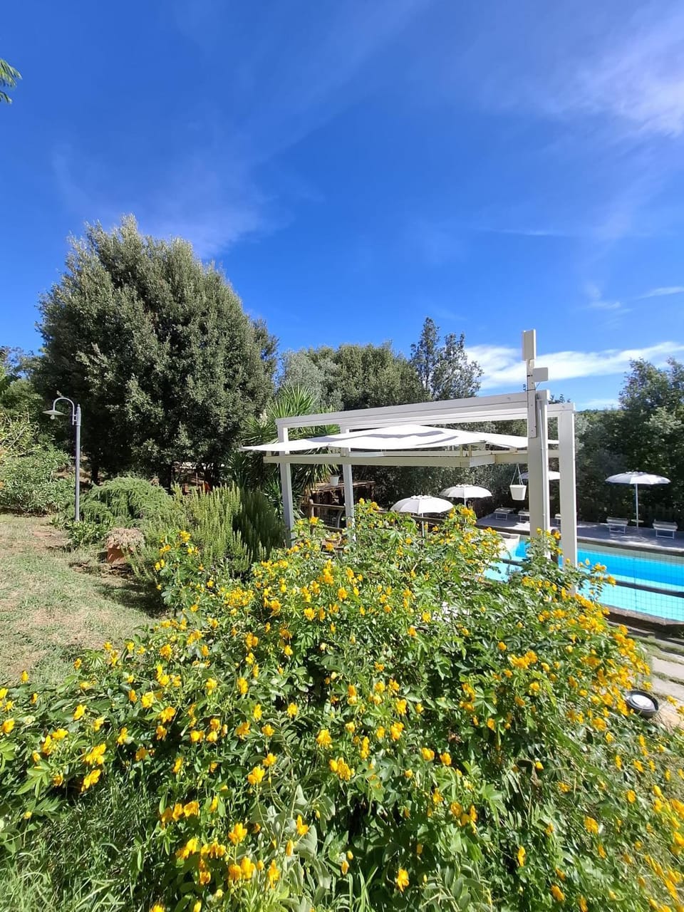 Agriturismo e Glamping Serraiola Alta Country House in Tuscany