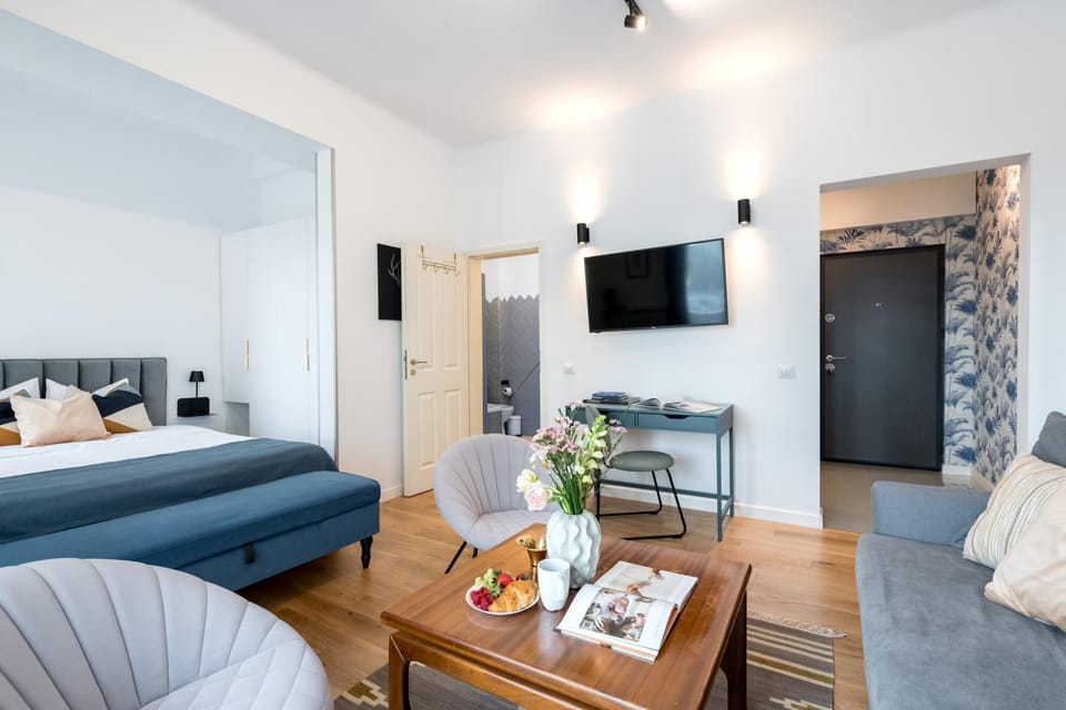 Intercontinental Luxury Studio Apartment in Bucharest