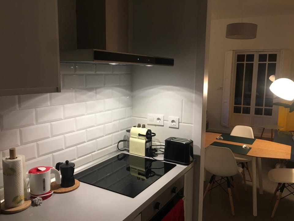 Coffee/tea facilities, Kitchen or kitchenette