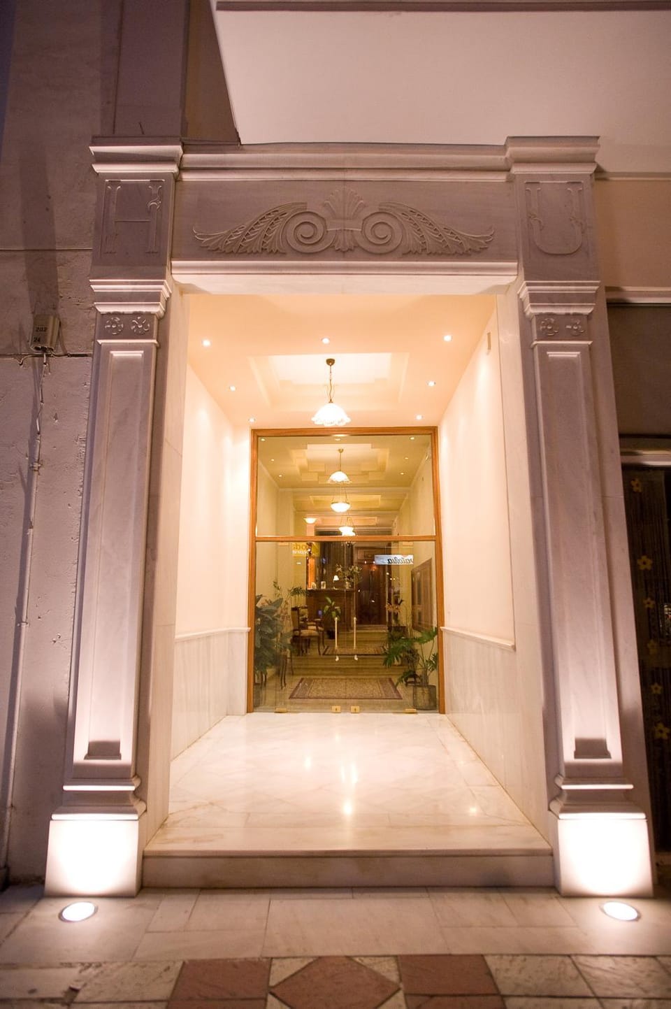 Facade/entrance