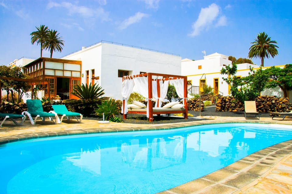 Garden, Swimming pool