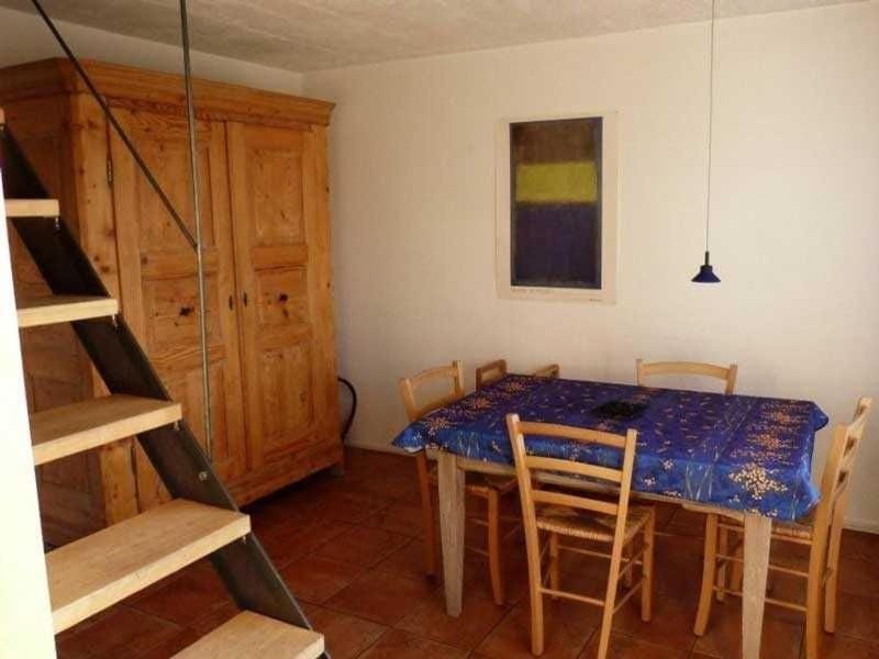 Dining area, wardrobe