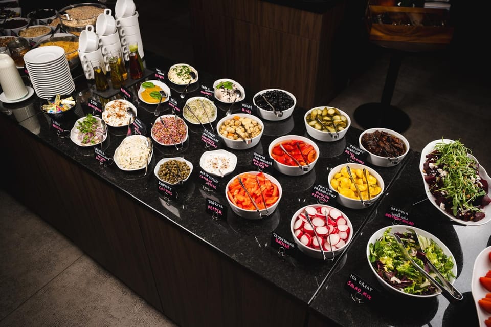 Food and drinks, Food, Breakfast, Buffet breakfast, Drinks