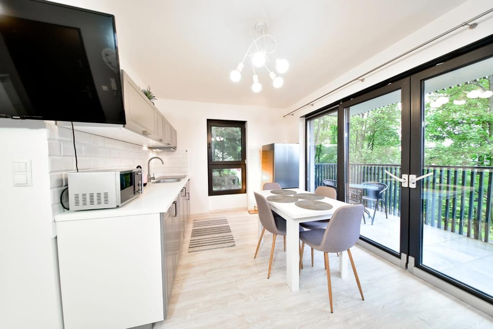 Apartament Szarotka - Apartamentuj Apartment in Lower Silesian Voivodeship