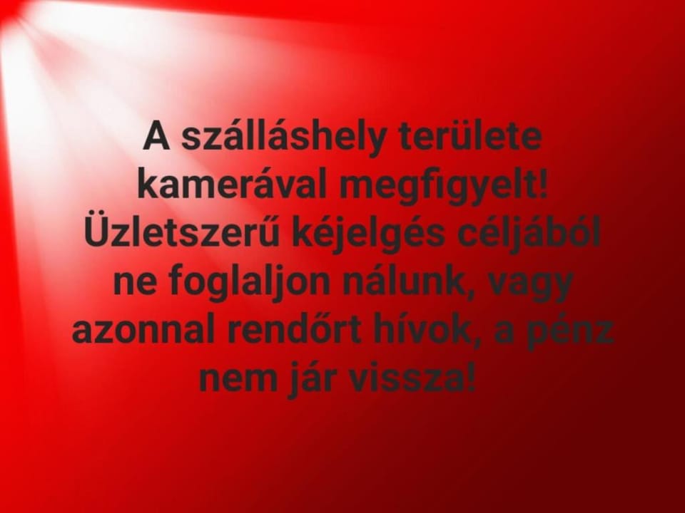 Elegant Apartman Apartment in Siófok