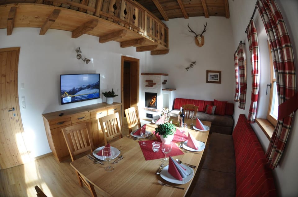Kitchen or kitchenette, Living room, Seating area