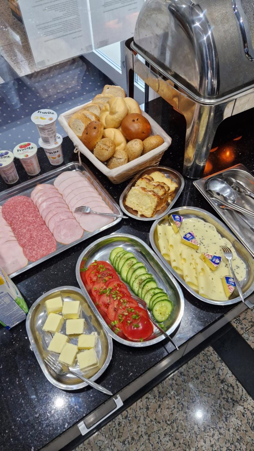 Food, Buffet breakfast