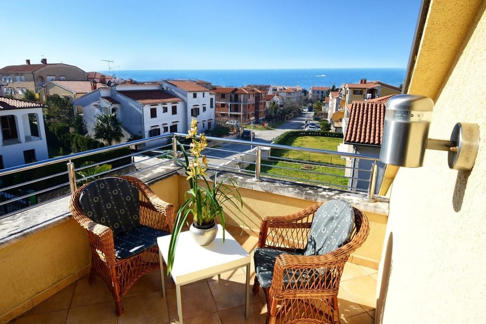 Balcony/Terrace, City view, Sea view