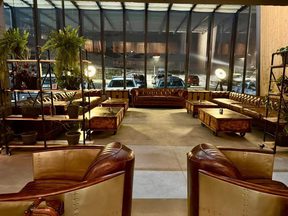 Lobby or reception, Seating area