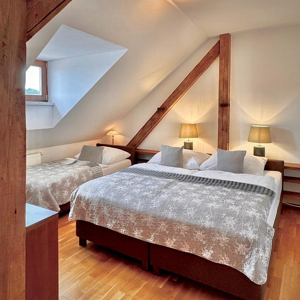 Bed, Bedroom