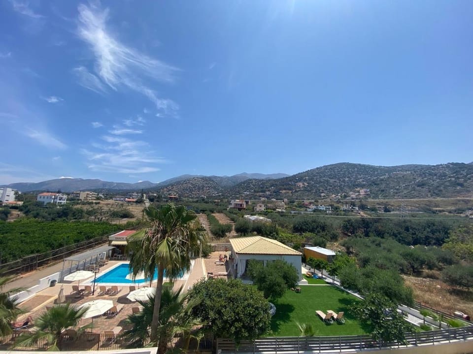 Day, Bird's eye view, Mountain view, Pool view