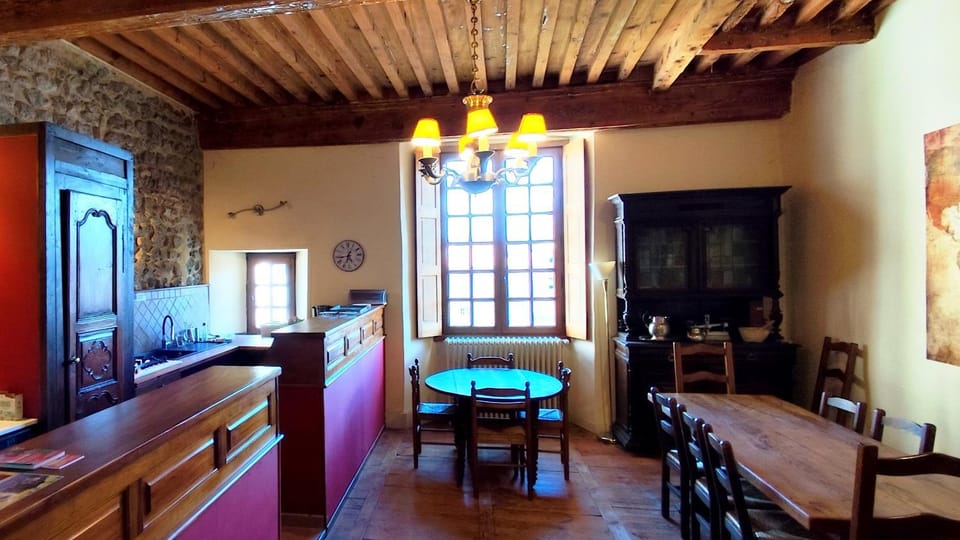 Communal kitchen, Breakfast, Continental breakfast