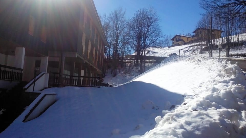 Property building, Winter