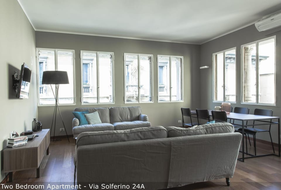 TV and multimedia, Living room, Seating area