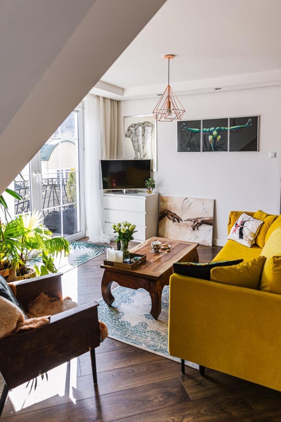 TV and multimedia, Living room, Seating area