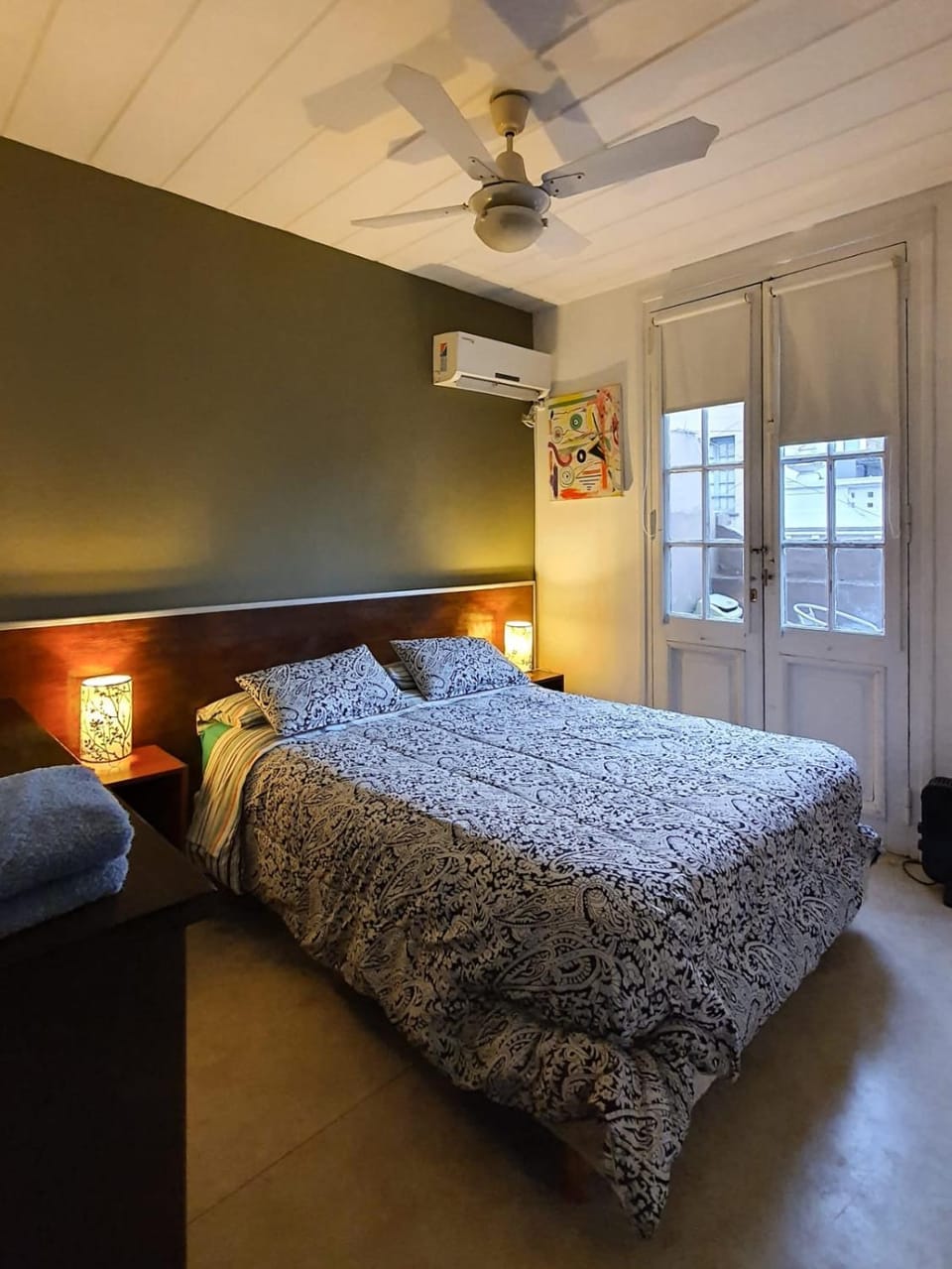 Bed, Photo of the whole room, Bedroom, air conditioner