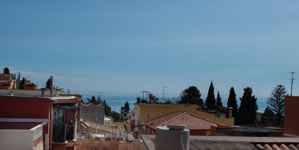 Balcony/Terrace, City view, Landmark view, Sea view