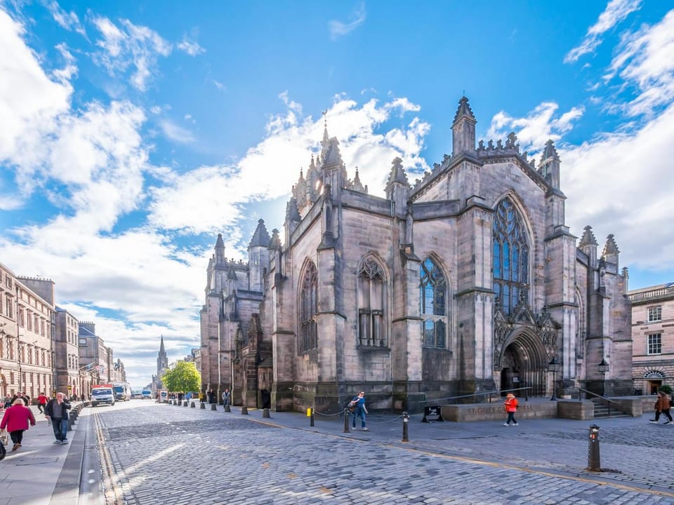 Nearby landmark, Place of worship