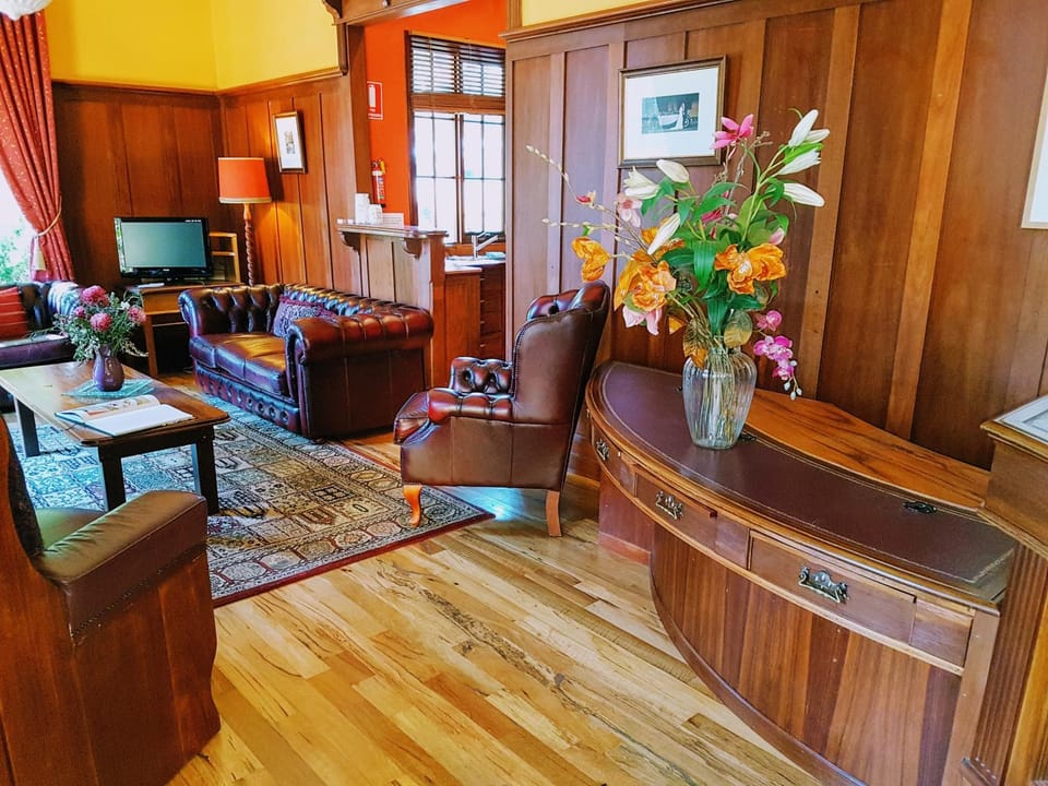 Communal lounge/ TV room, Kitchen or kitchenette