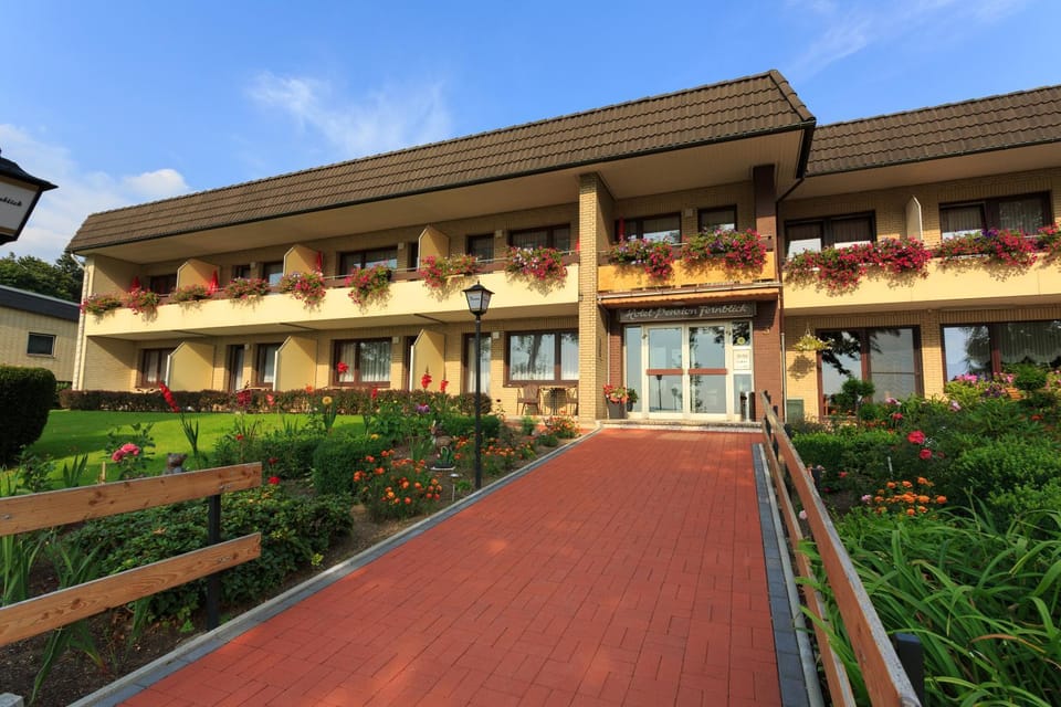 Property building, Day