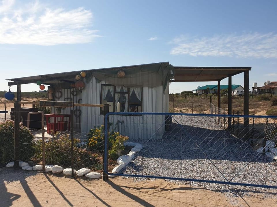 Honne-Pondokkies Nature lodge in South Africa