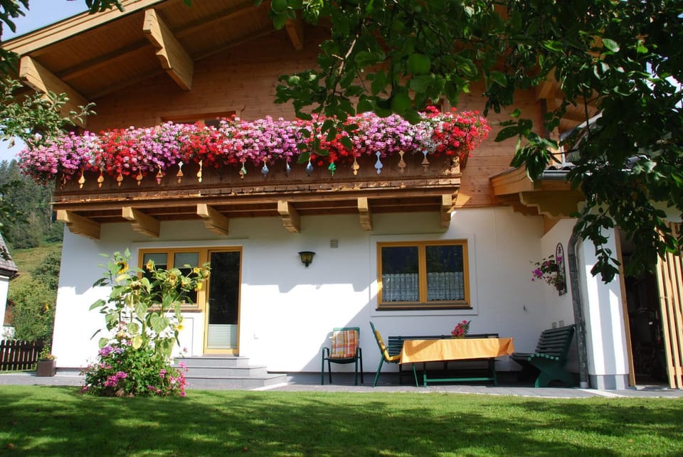 Spring, Summer, Garden, Balcony/Terrace, Garden view, Parking