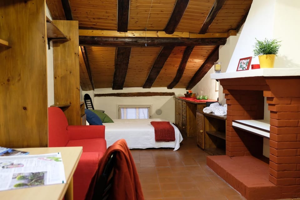 Living room, Bedroom