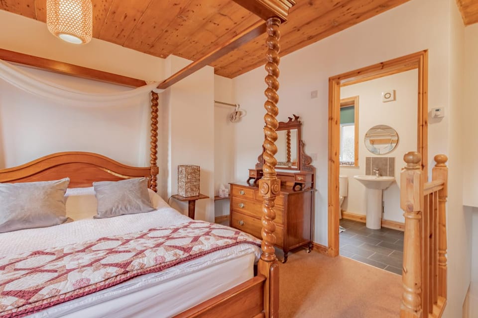 Millrace Cottage House in Holmfirth