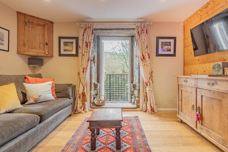 Millpond Cottage House in Holmfirth