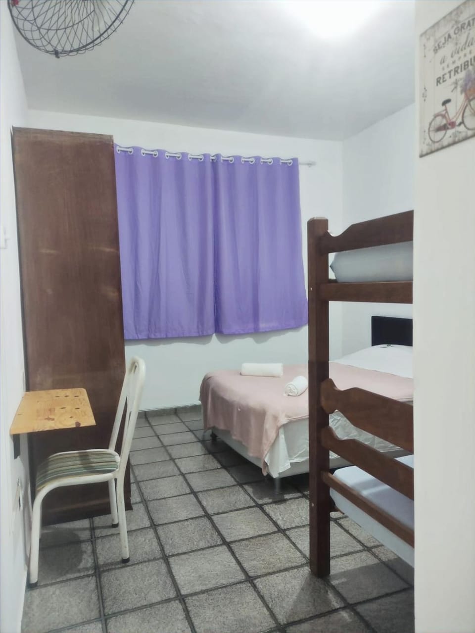 Bed, Photo of the whole room, Bedroom, bunk bed